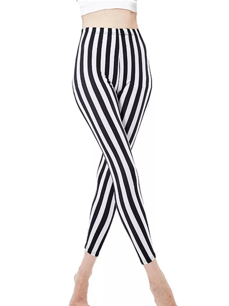 Black and White Vertical Striped Printed Leggings